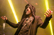 Ευθύμης Καραδήμας - Στιγμιότυπο από τη συναυλία των Nightfall στο Gagarin 205