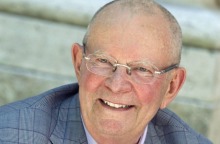 Πέθανε στα 88 του χρόνια ο νοτιοαφρικανός συγγραφέας Γουίλμπουρ Σμιθ