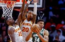 Αντετοκούνμπο: «Ίσως η επόμενη πρόκληση να μην βρίσκεται στο Μιλγουόκι»