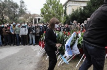 Κατάθεση στεφανιού για την 48η επέτειο από την εξέγερση του Πολυτεχνείου, από την Πρόεδρο της Δημοκρατίας, Κατερίνα Σακελλαροπούλου 