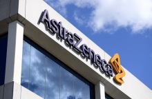AstraZeneca: Αποτελεσματικό κατά 83% το κοκτέιλ αντισωμάτων