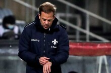 Ο προπονητής της Βέρντερ Βρέμης κατηγορείται για πλαστό πιστοποιητικό εμβολιασμού