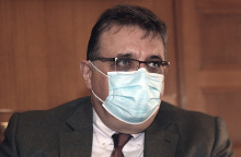 Κορωνοϊός: Η πρόταση Εξαδάκτυλου δεν άνοιξε δημόσιο διάλογο