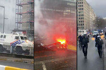 Φωτιές και βίαια επεισόδια στις Βρυξέλλες για τα μέτρα κατά του κορωνοϊού