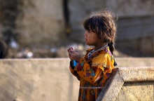 Αφγανιστάν: Γονείς παντρεύουν κορίτσια, ακόμα και μωρά, με αντάλλαγμα χρήματα για να γλιτώσουν τη λιμοκτονία	