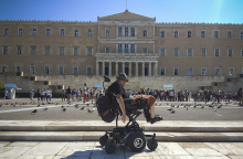 Η άποψη του Σανταμούρη για τα ΑμεΑ είναι η άποψη του κράτους