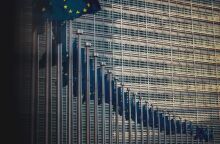 Κομισιόν: «Πράσινο φως» για την εκταμίευση της 12ης αξιολόγηση