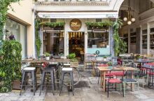 Zaf και School Pizza Bar στην πλατεία Αγίας Ειρήνης 