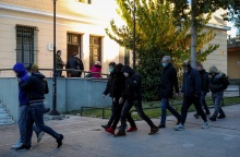 Απολογία αστυνομικών που κατηγορούνται για συμμετοχή σε κύκλωμα παρανόμων ελληνοποιήσεων