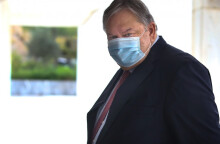 Βενιζέλος: Υποχρεωτικός εμβολιασμός σε εστίαση, δικαστές, εκπαιδευτικούς, αστυνομικούς - Να είναι αναλογικό το πρόστιμο