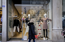 Τι ισχύσει για το ωράριο των καταστημάτων τις τελευταίες Κυριακές του έτους