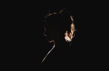 Θείος και αδελφός βίαζαν ανήλικη στην Αμαλιάδα για τρία ολόκληρα χρόνια