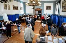 Εσωκομματικές εκλογές Κίνημα Αλλαγής - Στιγμιότυπο από τον Α' γύρο 