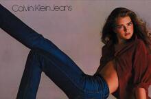 Η Μπρουκ Σιλντς σε διαφημιστική καμπάνια για την Calvin Klein τη δεκαετία του 1980