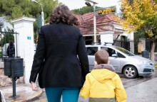 Η Νίκη Κεραμέως με το γιο της