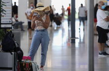 Με PCR test 48 ωρών οι ταξιδιώτες από Βρετανία και Δανία