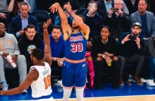 Ο Στεφ Κάρι έγινε ο κορυφαίος σουτέρ όλων των εποχών στο NBA