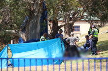 Δύο νεκρά παιδιά σε δημοτικό σχολείο στην Αυστραλία, όταν παρασύρθηκε φουσκωτό «κάστρο»