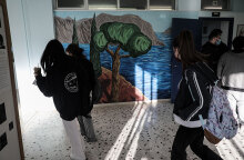 Μαθητές σε σχολείο με μάσκα για τον κορωνοϊό