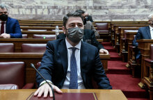 Ο Νίκος Ανδρουλάκης, νέος πρόεδρος ΠΑΣΟΚ και ΚΙΝΑΛ, στη Βουλή