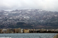 Χιόνια στο Πήλιο, με την κακοκαιρία «Κάρμελ» να επηρεάζει τη Μαγνησία