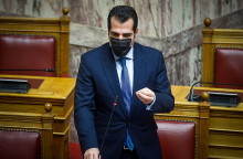 Ο υπουργός Υγείας χαρακτήρισε χυδαία ψεύδη όλα λέγονται για επιλεκτική διακομιδή ασθενών στις ΜΕΘ