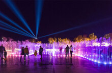 Στο Experience Park Ελληνικού το συντριβάνι αποτελεί πόλο έλξης για μικρούς και μεγάλους