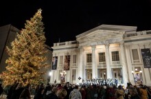Χριστούγεννα στο Δημοτικό Θέατρο Πειραιά