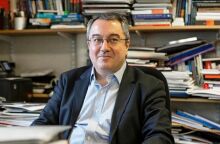 Ο καθηγητής του LSE, Ηλίας Μόσιαλος