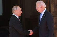 Bλαντιμίρ Πούτιν και Τζο Μπάιντεν © Mikhail Svetlov/Getty Images