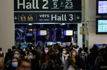 Κορωνοϊός: Ανησυχία ΠΟΥ για το «τσουνάμι κρουσμάτων»