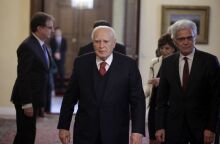 Κάρολος Παπούλιας