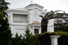 Απαγωγή επιχειρηματία στο Ντράφι: Τι ψάχνουν οι Αρχές 