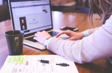 Ξεκινούν από 1 Ιανουαρίου οι αιτήσεις για το «Πρώτο Ένσημο»