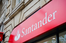 Η Banco Santander... μοίρασε κατά λάθος 130 εκατ. στερλίνες για τα Χριστούγεννα