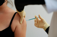 Εμβολιασμός με εμβόλιο AstraZeneca