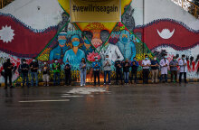 Mural στο Νεπάλ για τους ανθρώπους που δίνουν τη μάχη με τον κορωνοϊό στην πρώτη γραμμή