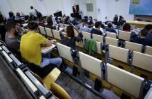 Με φυσική παρουσία η διεξαγωγή της εξεταστικής περιόδου του χειμερινού εξαμήνου στα ΑΕΙ