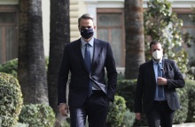 Κατώτατος μισθός: «Μάιο και όχι Ιούλιο η δεύτερη αύξηση», ανακοίνωσε ο Κυριάκος Μητσοτάκης