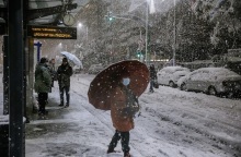 ΚΑΚΟΚΑΙΡΙΑ "ΕΛΠΙΣ" / ΧΙΟΝΟΠΤΩΣΗ ΣΤΗΝ ΑΤΤΙΚΗ ΟΔΟΣ (ΤΑΤΙΑΝΑ ΜΠΟΛΑΡΗ/EUROKINISSI)