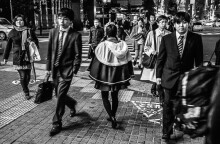 Γρηγόρης Α. Μηλιαρέσης: Συνέντευξη με τον συγγραφέα και φωτογράφο του βιβλίου «Γράμματα από έναν αιωρούμενο κόσμο» που κυκλοφορεί από τις εκδόσεις 24 Γράμματα.