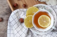 Τσάι με λεμόνι