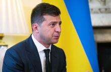 Ουκρανία: Ο πρόεδρος Ζελένσκι καλεί τη Δύση "να μην προκαλεί πανικό" γιατί βλάπτει την ουκρανική οικονομία -