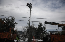 Συνεργεία του ΔΕΔΔΗΕ 