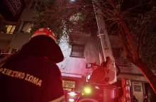 Φωτιά σε διαμέρισμα στο Κολωνάκι