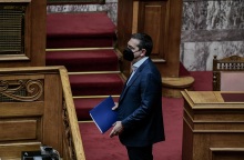 ΝΔ: Τα 20 fake news της ομιλίας Τσίπρα στη Βουλή