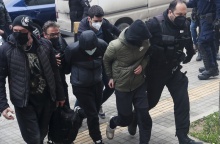 Δολοφονία 19χρονου Άλκη Καμπανού: Συλληφθέντες φτάνουν στο γραφείο της ανακρίτριας