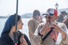 Ο σκηνοθέτης Γρηγόρης Καραντινάκης στα γυρίσματα της ταινίας Σμύρνη μου αγαπημένη