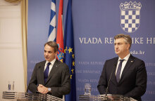 Κυριάκος Μητσοτάκης και Αντρέι Πλένκοβιτς κάνουν δηλώσεις και η διερμηνέας γίνεται viral