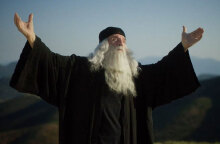 Ο Νικήτας Τσακίρογλου στη σειρά «Άγιος Παΐσιος»